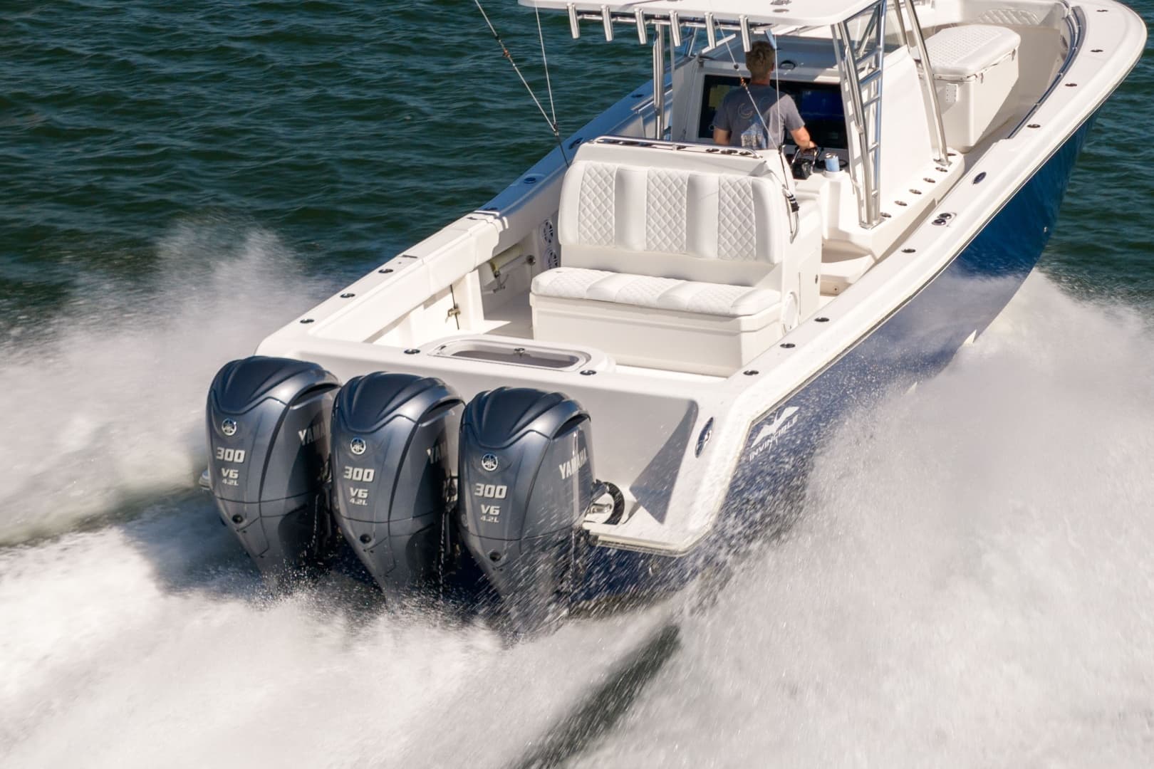 2015 Invincible 