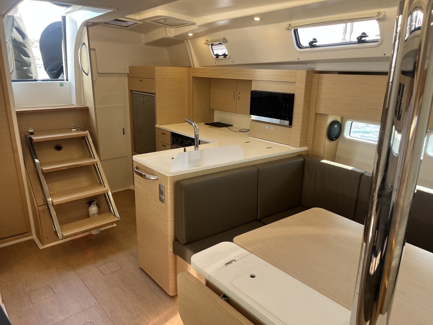 2025 Hanse 360
