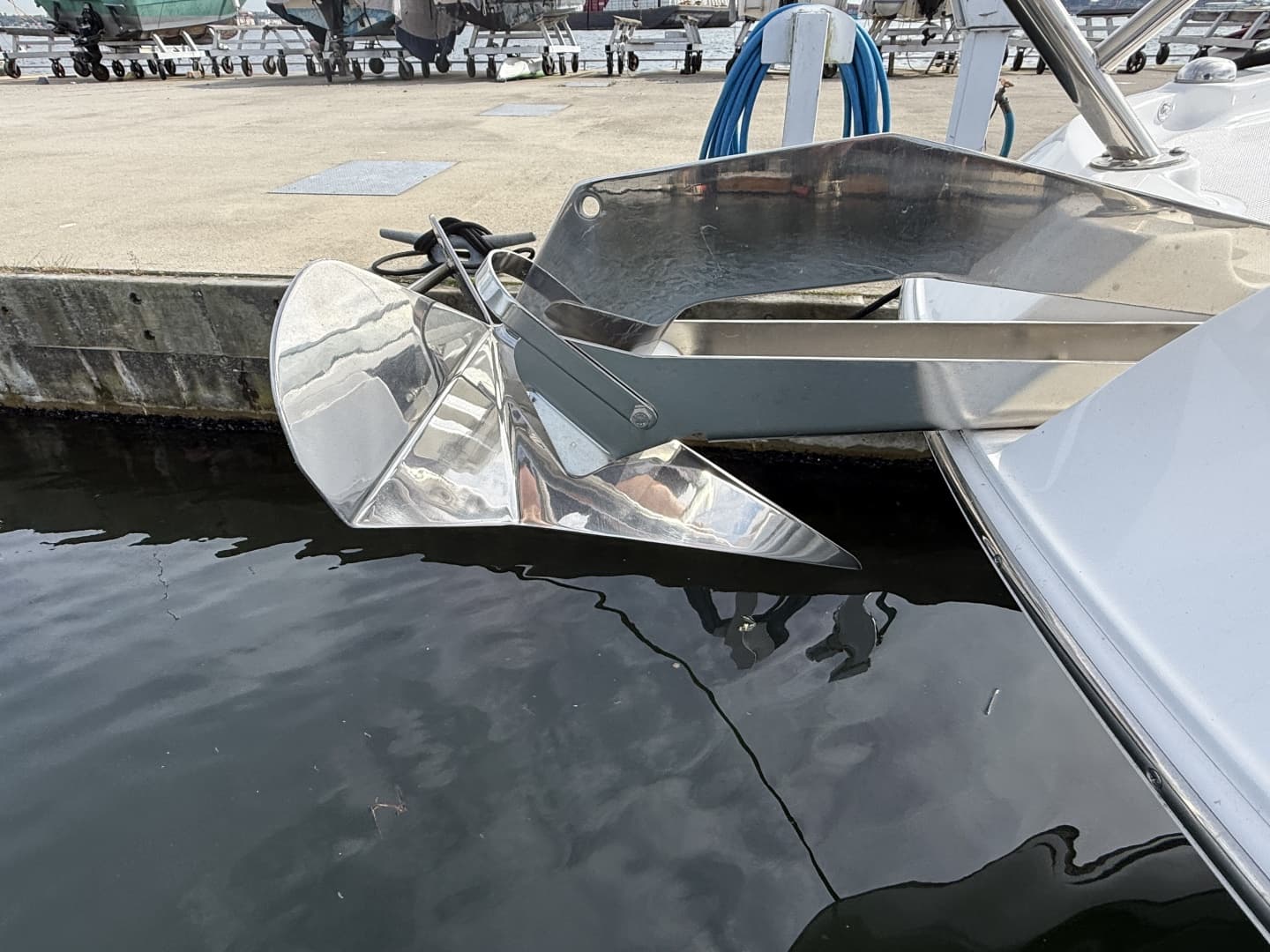 2022 Four Winns V355 Coupe