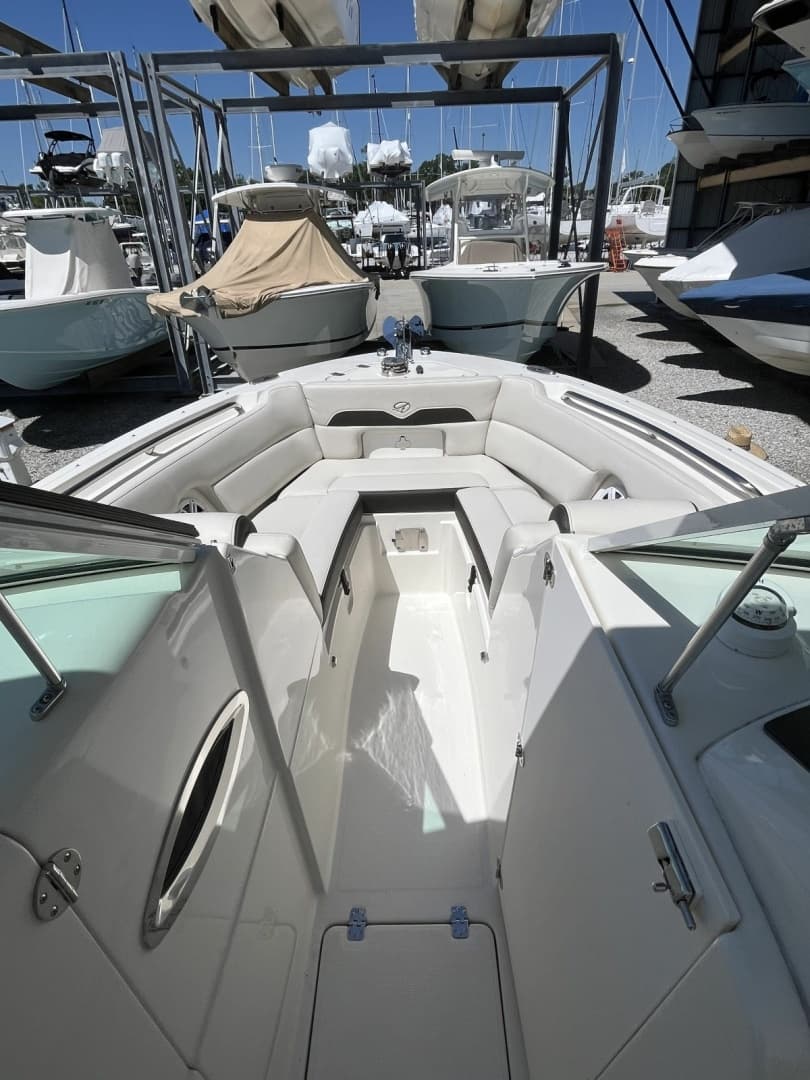 2024 Sailfish 245 DC