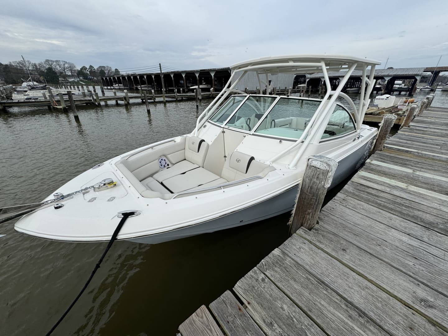 2024 Sailfish 245 DC