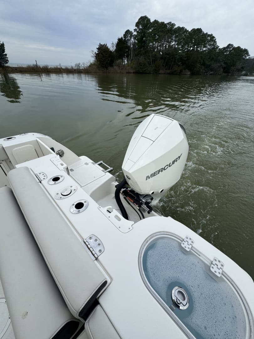 2024 Sailfish 245 DC