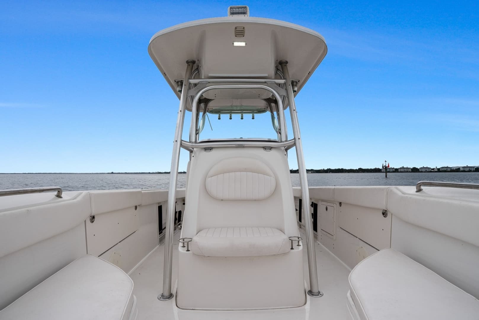 2013 Robalo R260
