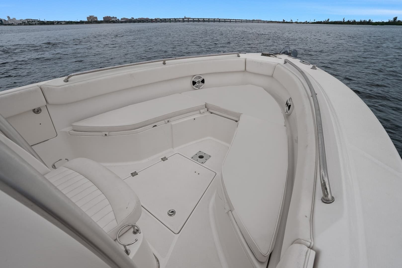 2013 Robalo R260