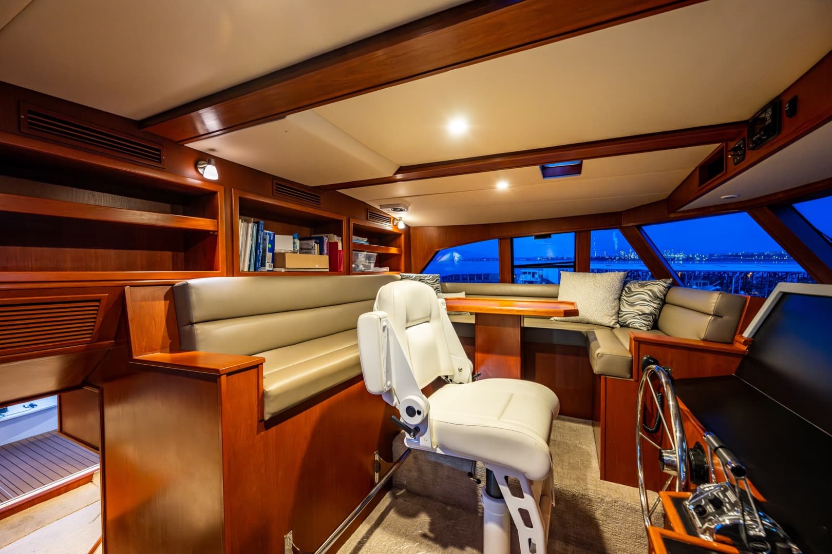 2009 Powercat 58
