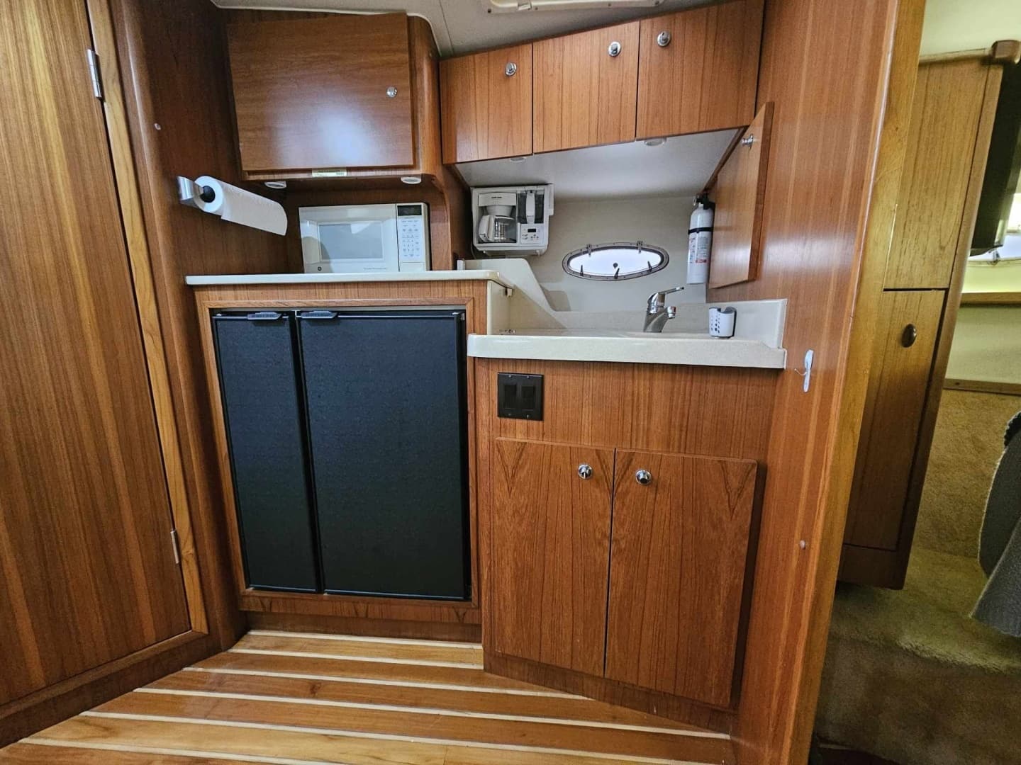 1998 Tiara Yachts 3500 Open