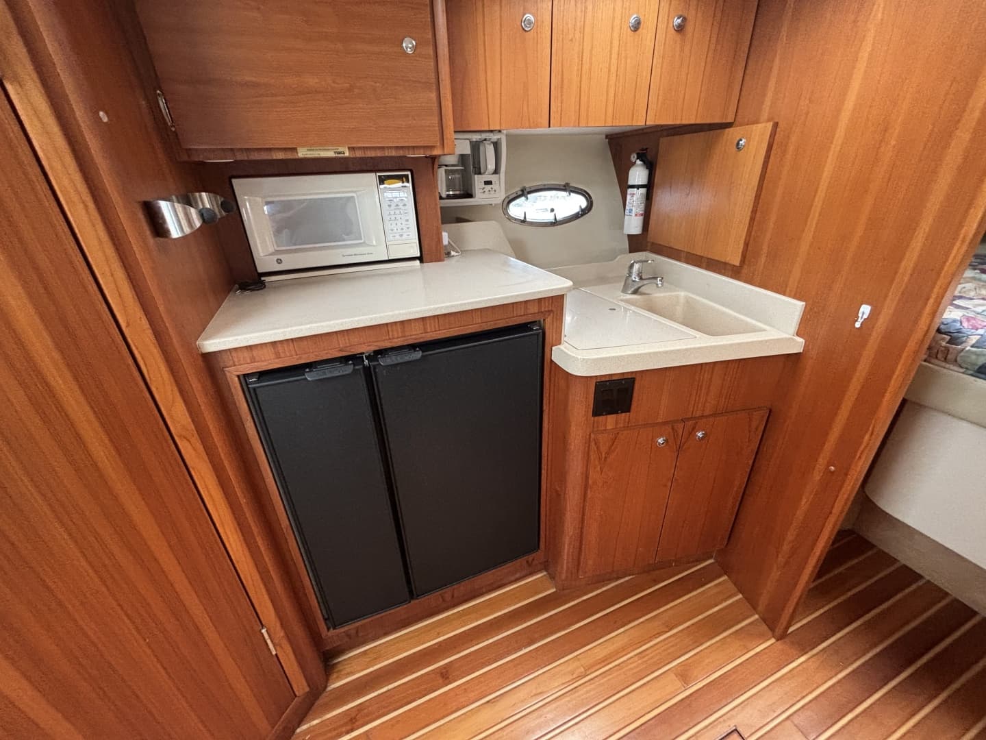 1998 Tiara Yachts 3500 Open