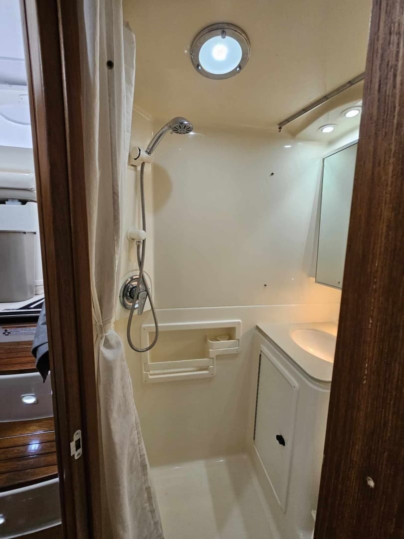 1998 Tiara Yachts 3500 Open