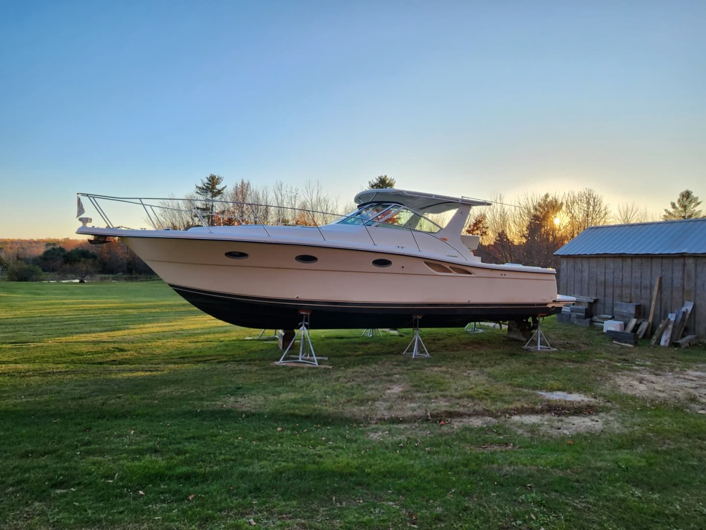 1998 Tiara Yachts 3500 Open