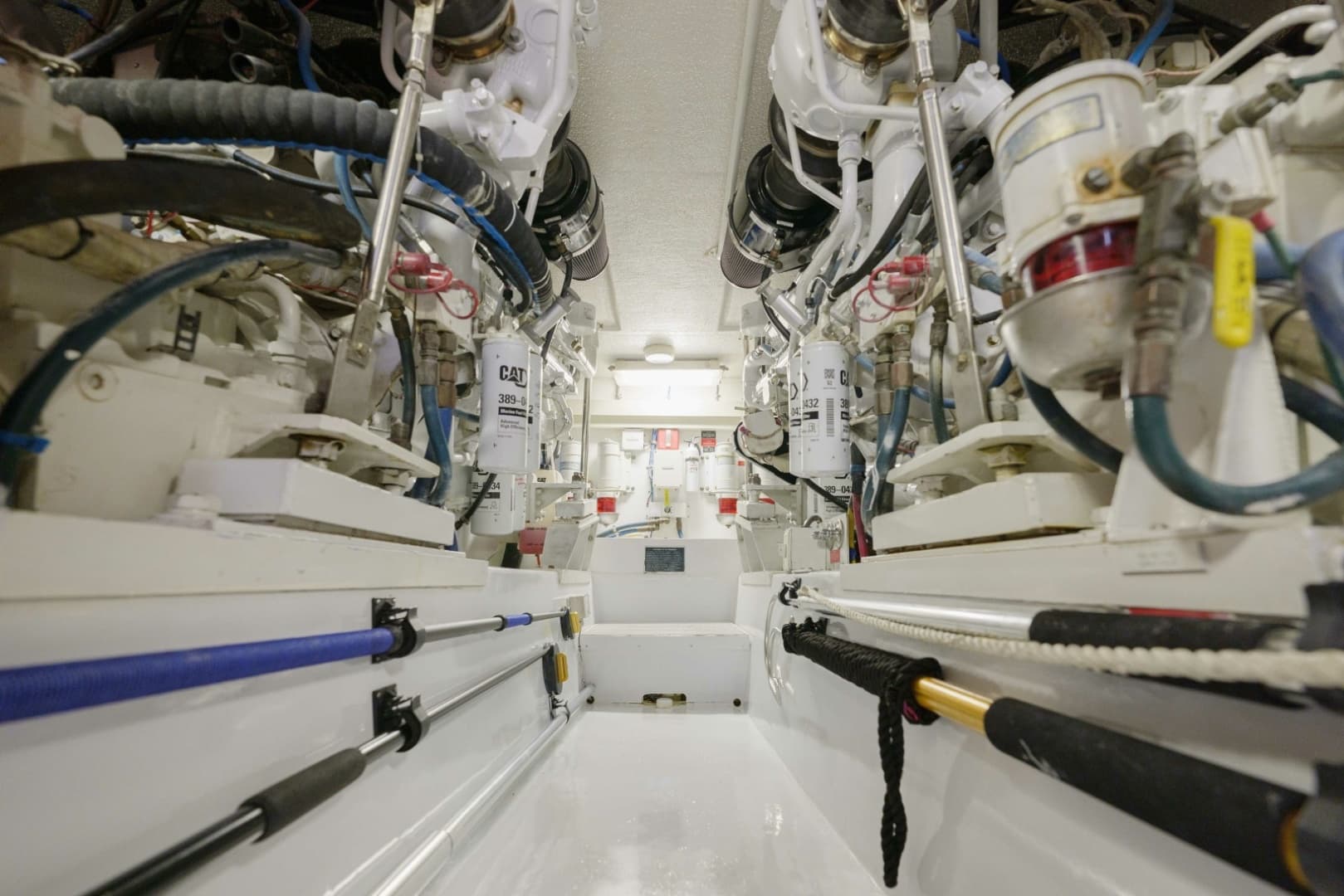 Hatteras 60 Reel Hook'Up - Engine Room