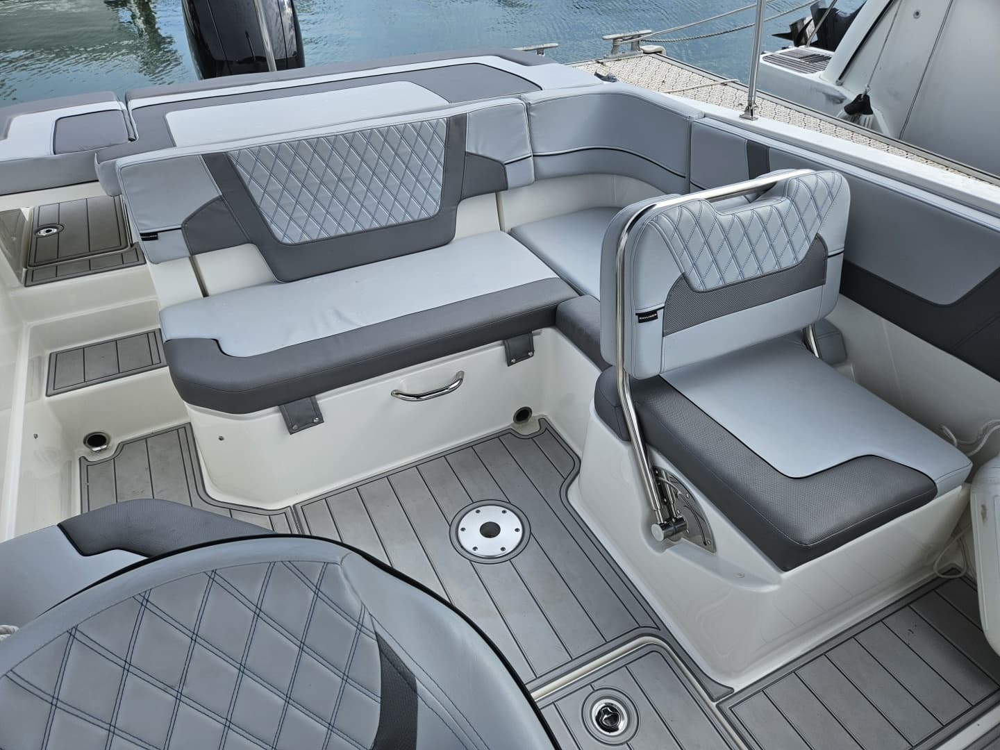 2024 Bayliner VR6 Bowrider OB