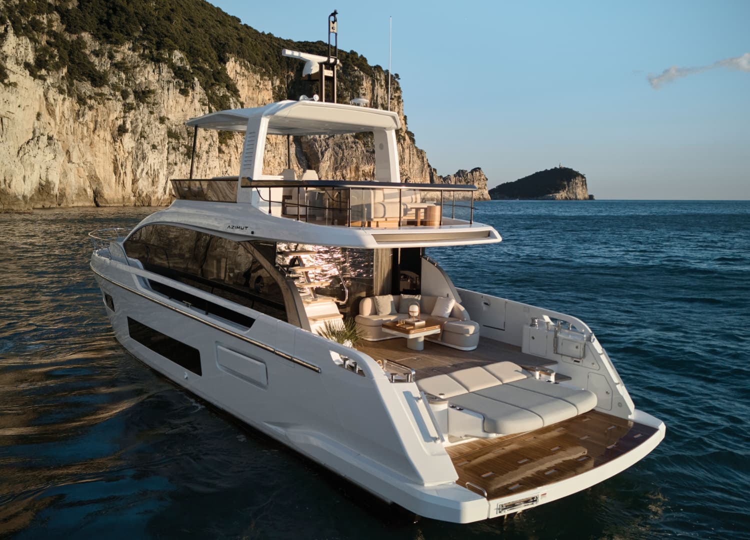 2026 Azimut 62 FLY
