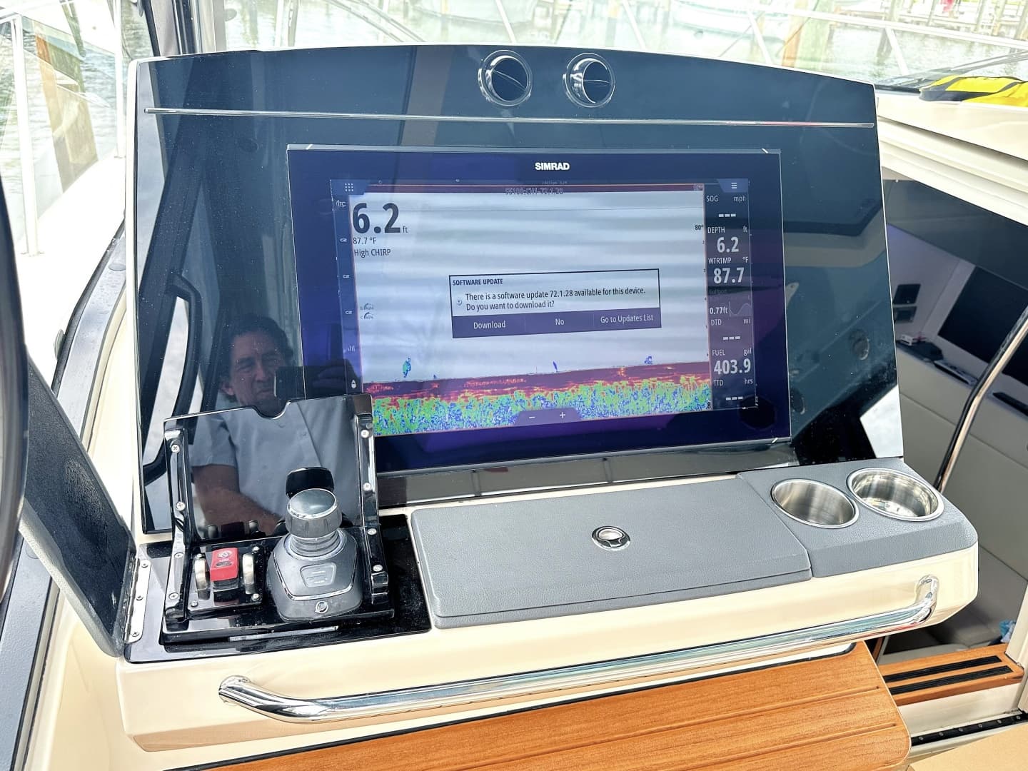 2023 Boston Whaler 405 Conquest