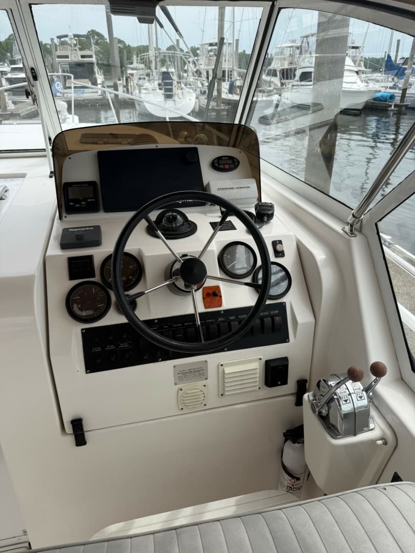 2003 Mainship 34' Pilot