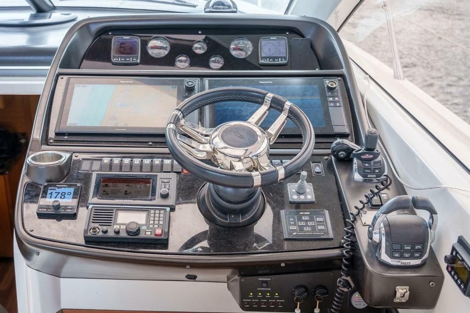 2013 Sunseeker 