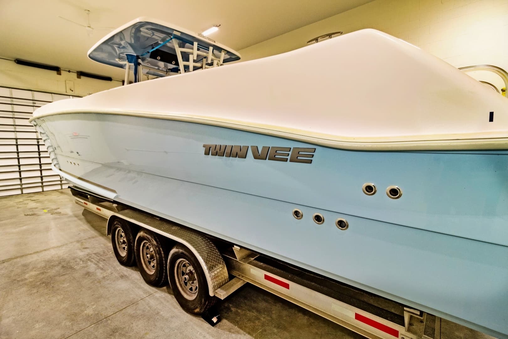 2023 Twin Vee 340 GFX