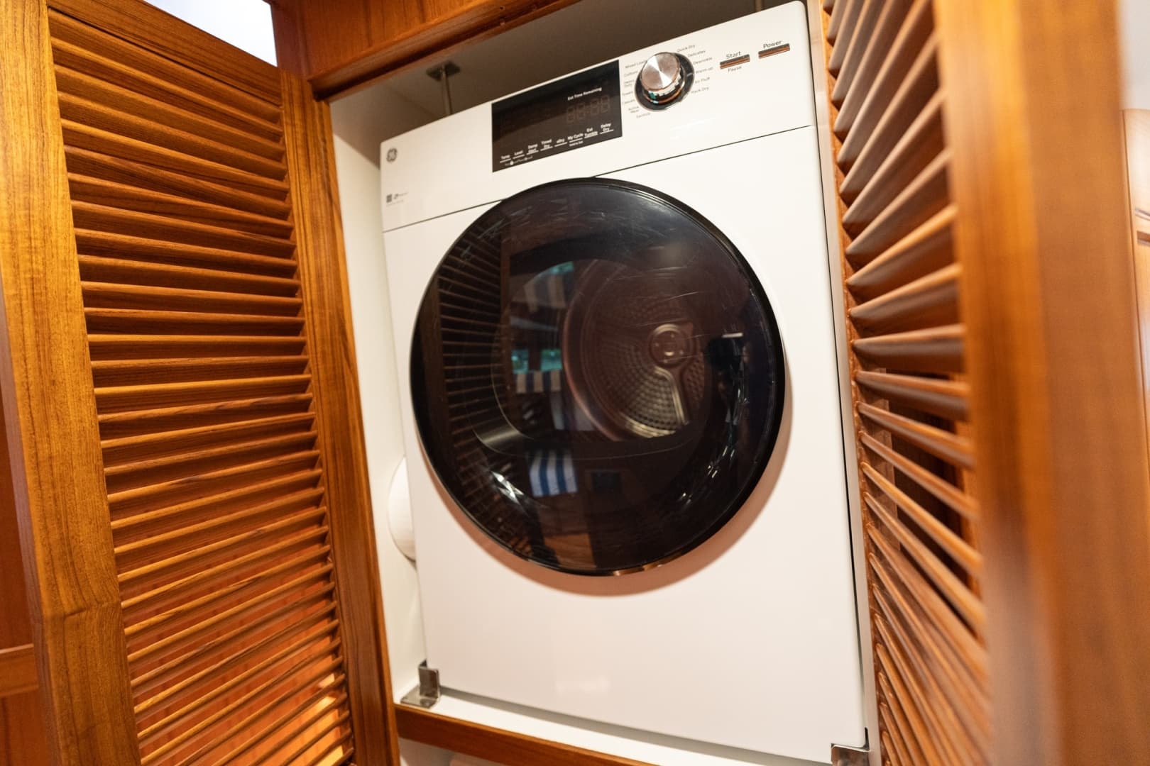 Full Sized Stacked Washer & Dryer Units