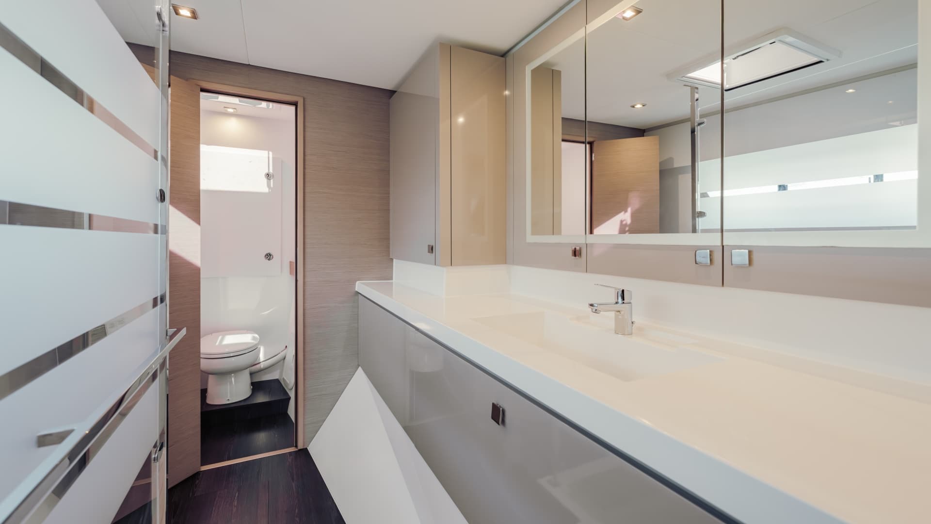 2020 Fountaine Pajot Saona 47