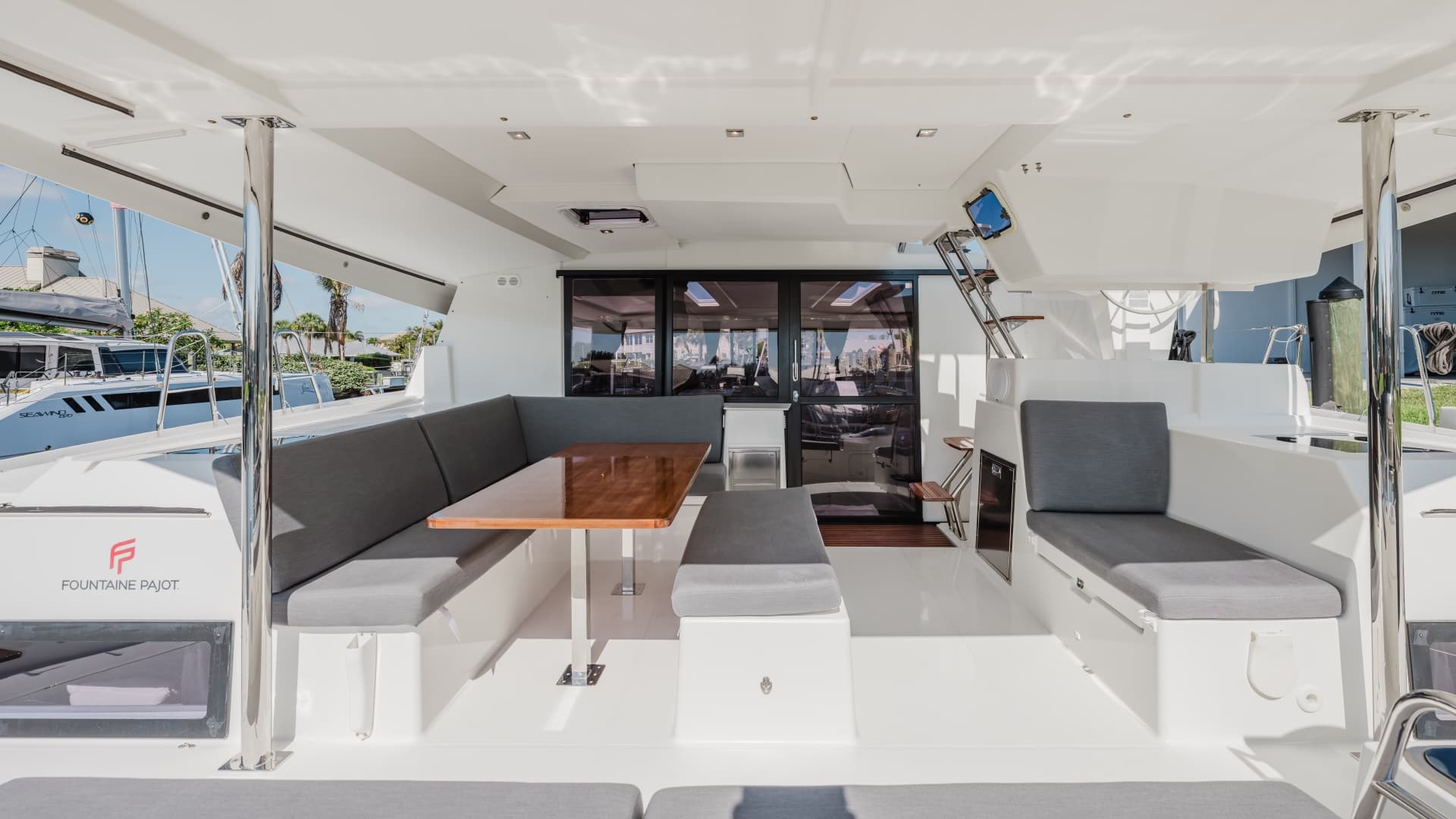 2020 Fountaine Pajot Saona 47