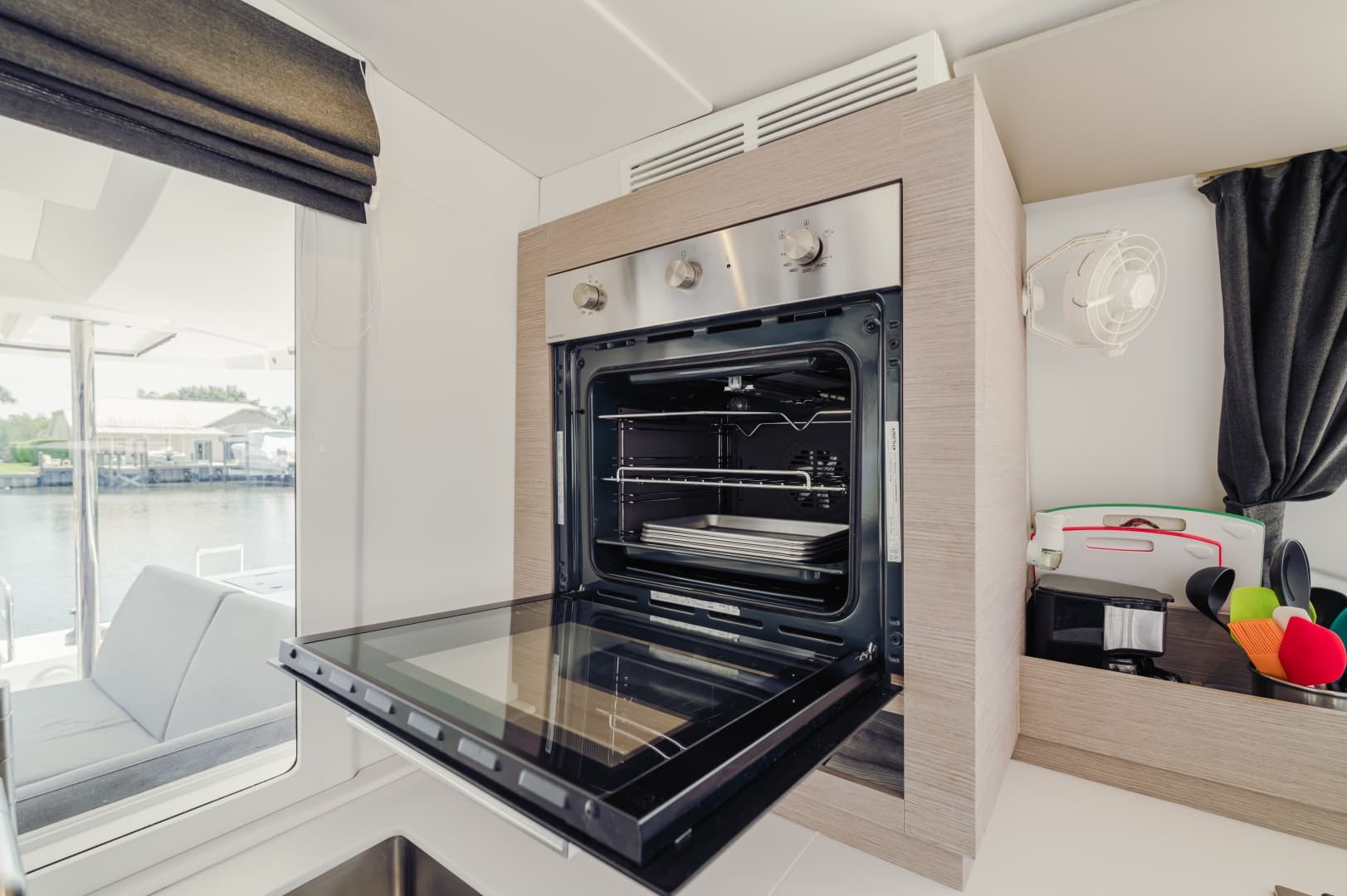2020 Fountaine Pajot Saona 47