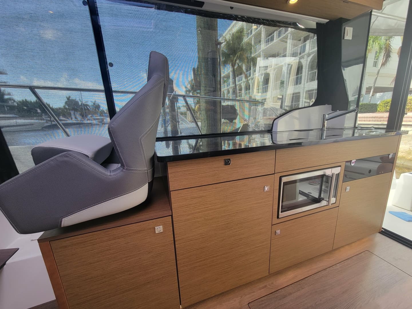 2020 Jeanneau NC 1095 Coupe