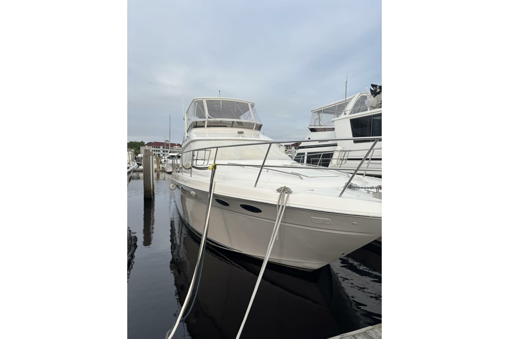 1999 Sea Ray 480 Sedan Bridge