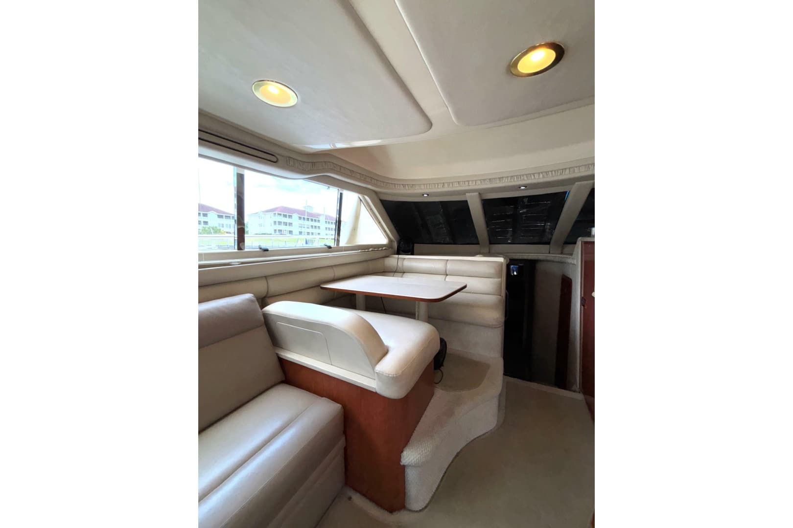 1999 Sea Ray 480 Sedan Bridge