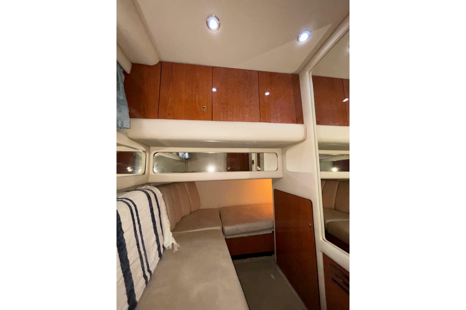 1999 Sea Ray 480 Sedan Bridge