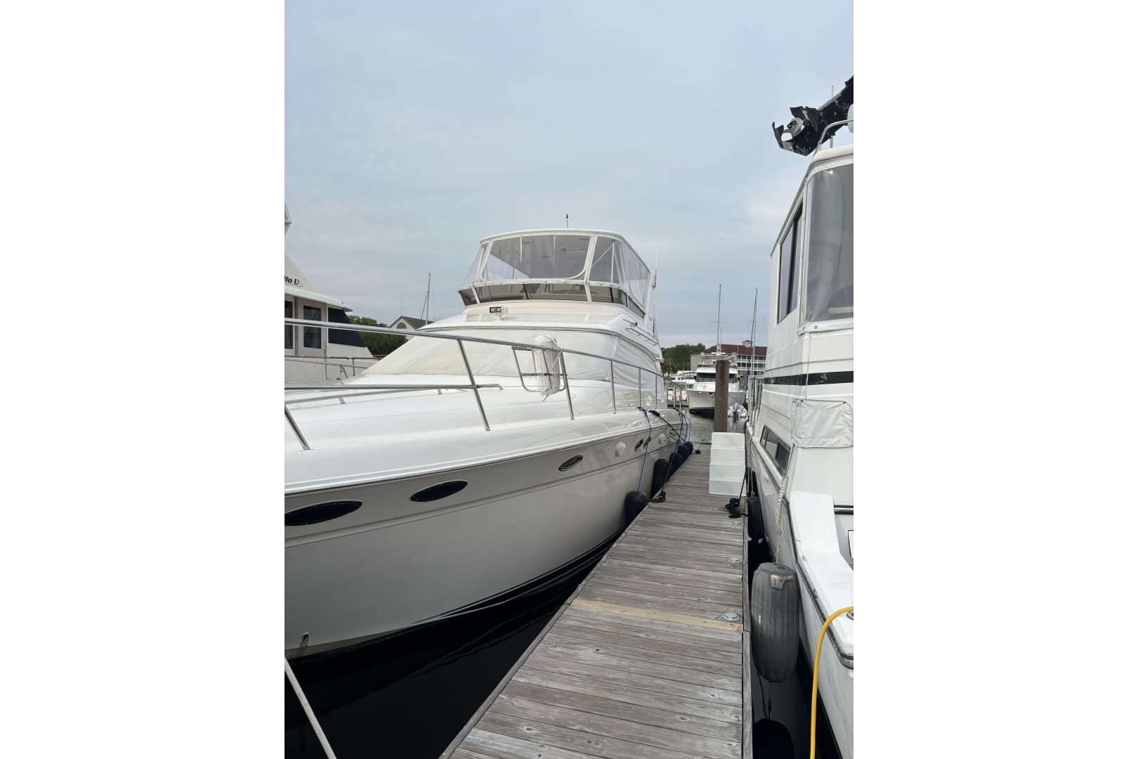 1999 Sea Ray 480 Sedan Bridge