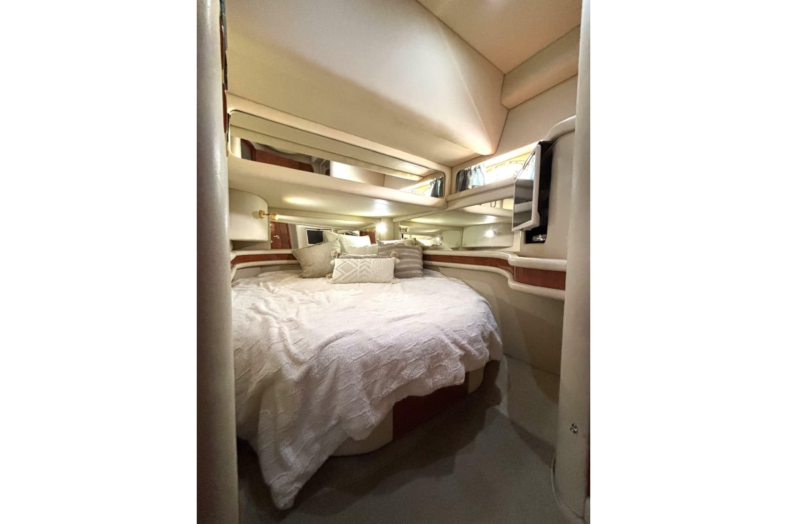1999 Sea Ray 480 Sedan Bridge