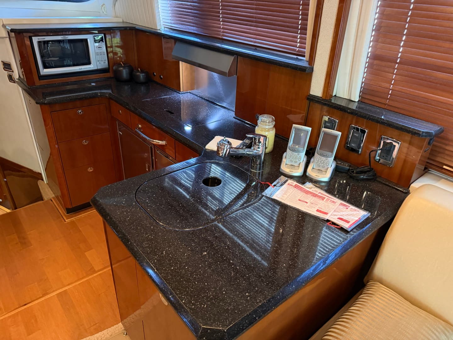 2009 Sea Ray 52 SEDAN BRIDGE