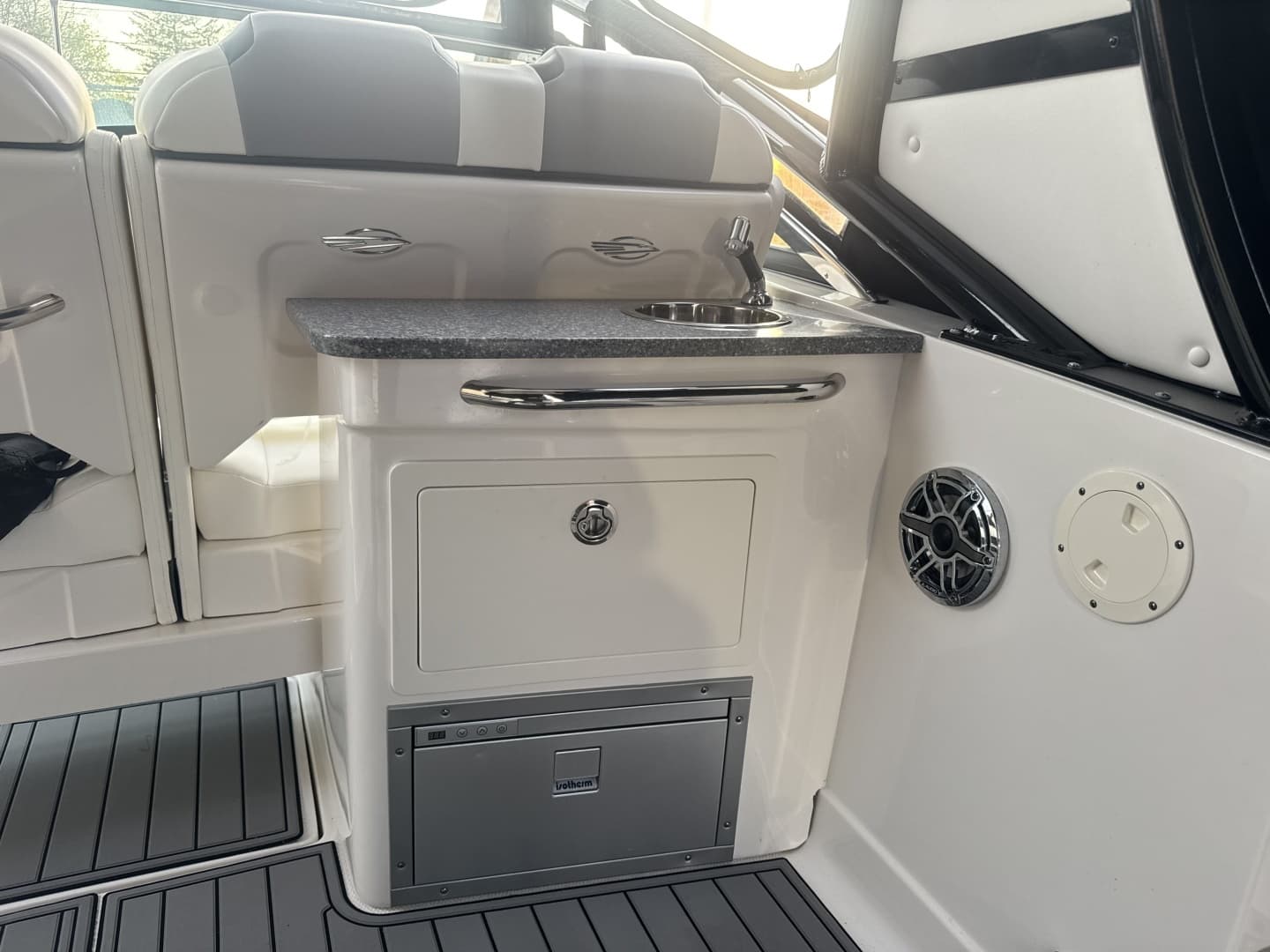2023 Chaparral 280 OSX
