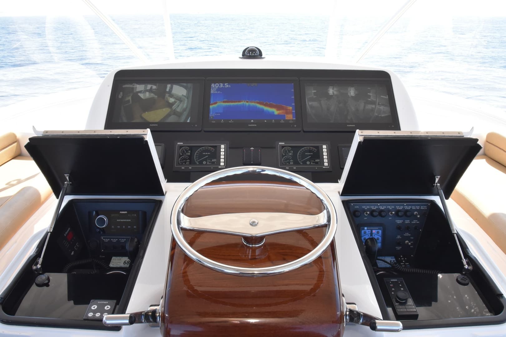 2016 Viking 55 Convertible TAG Team