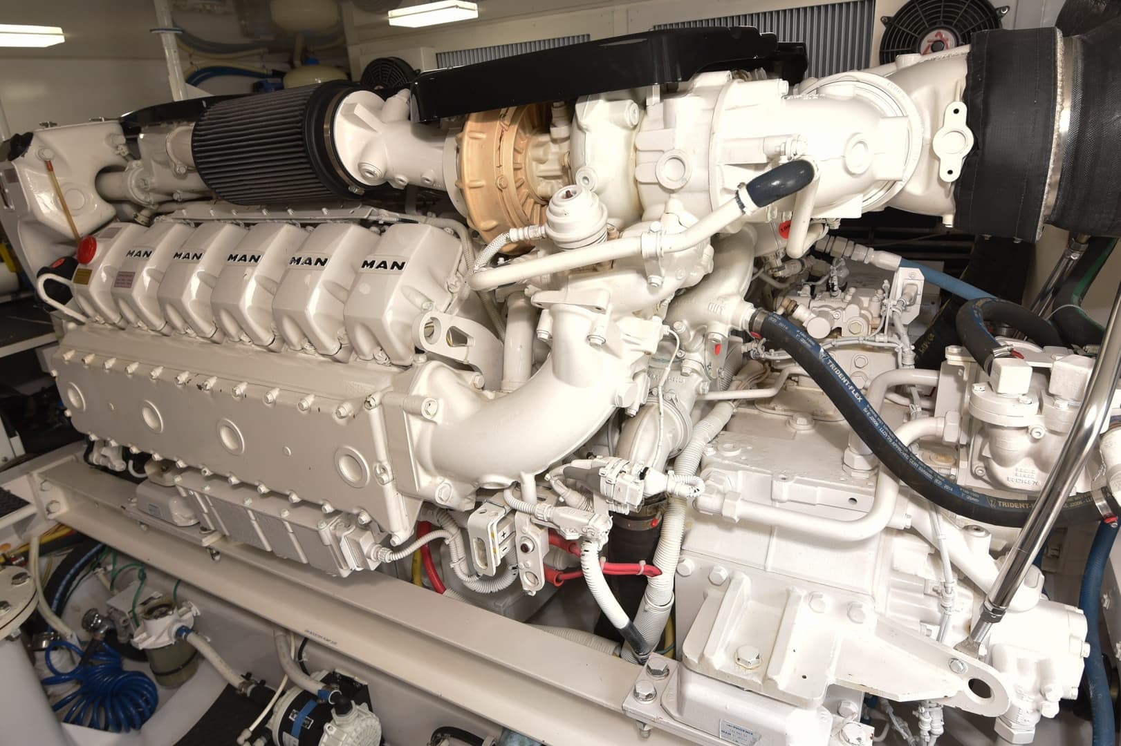 2016 Viking 55 Convertible TAG Team