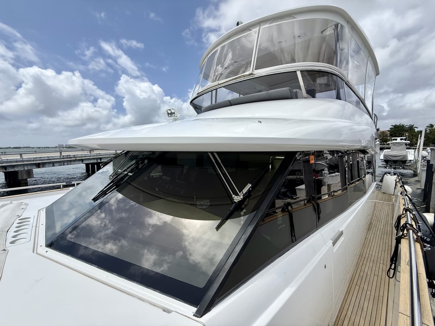 2020 Azimut Magellano 66