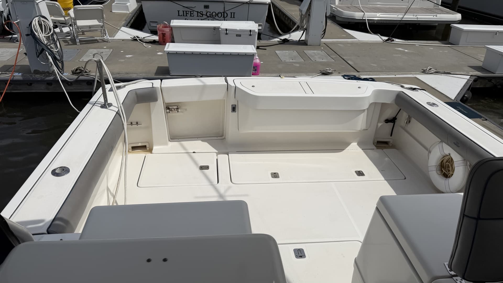 2003 Pursuit 3400 Express