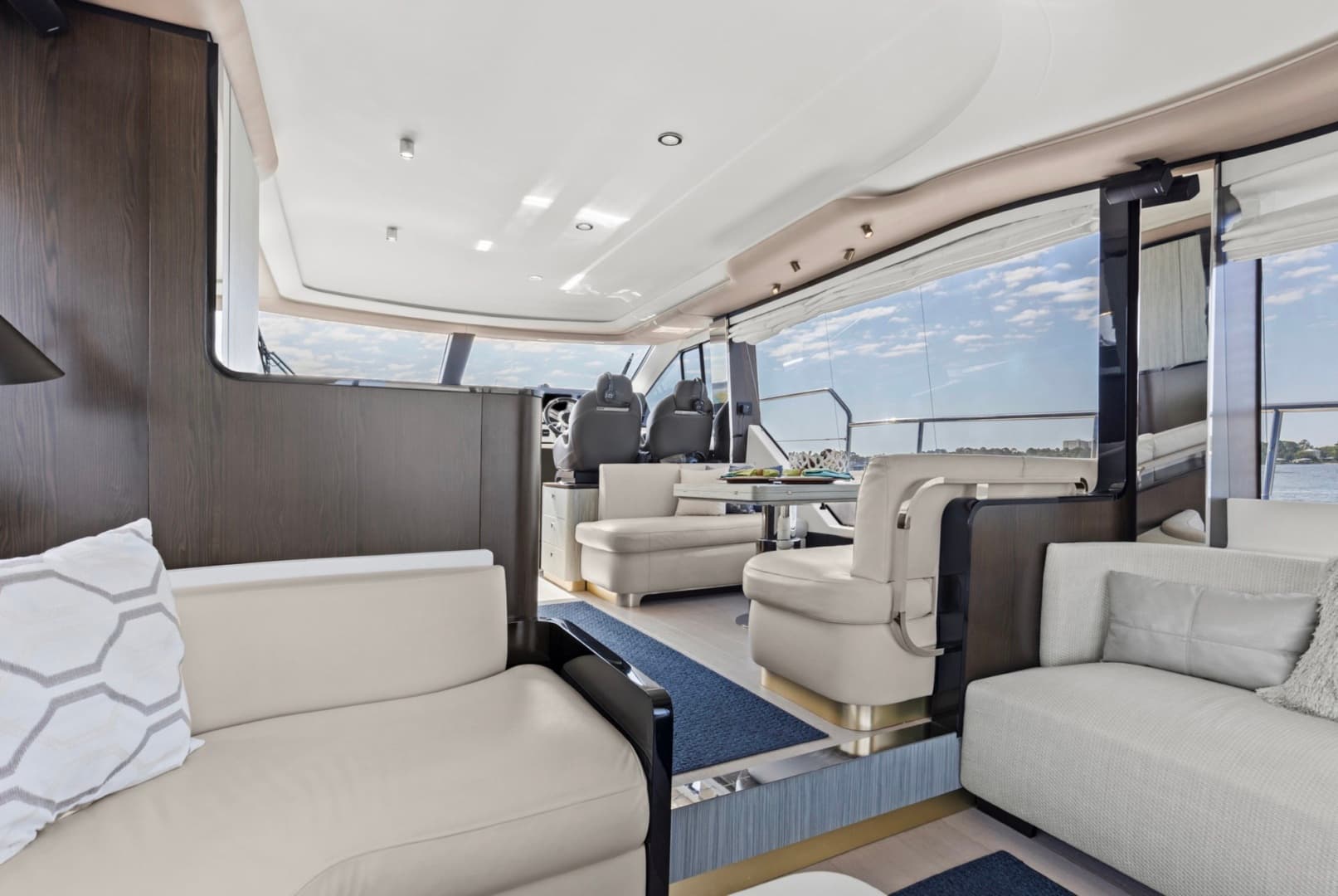 2019 Azimut 60 FLY