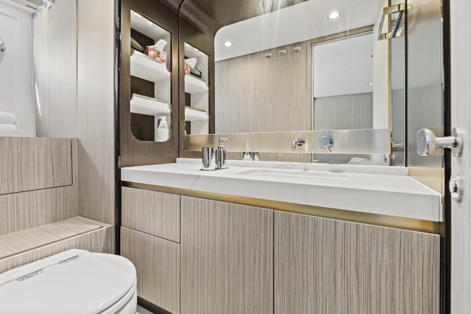 2019 Azimut 60 FLY