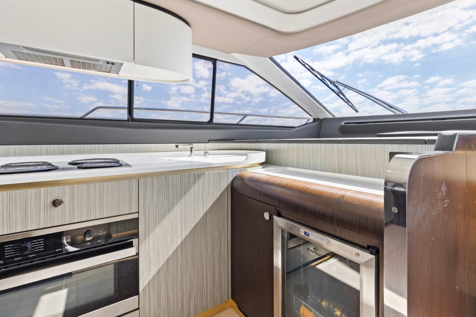 2019 Azimut 60 FLY