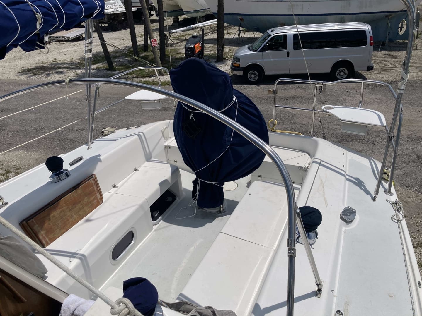 2003 Catalina 320
