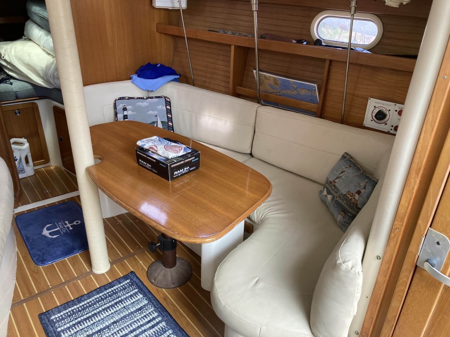 2003 Catalina 320