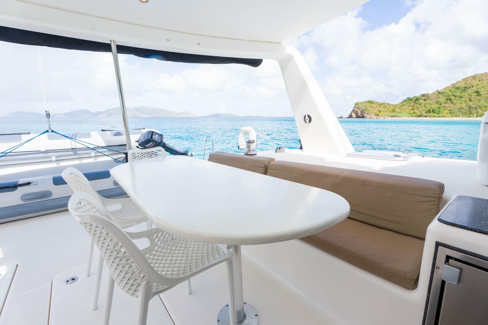 2011 Voyage Yachts 520