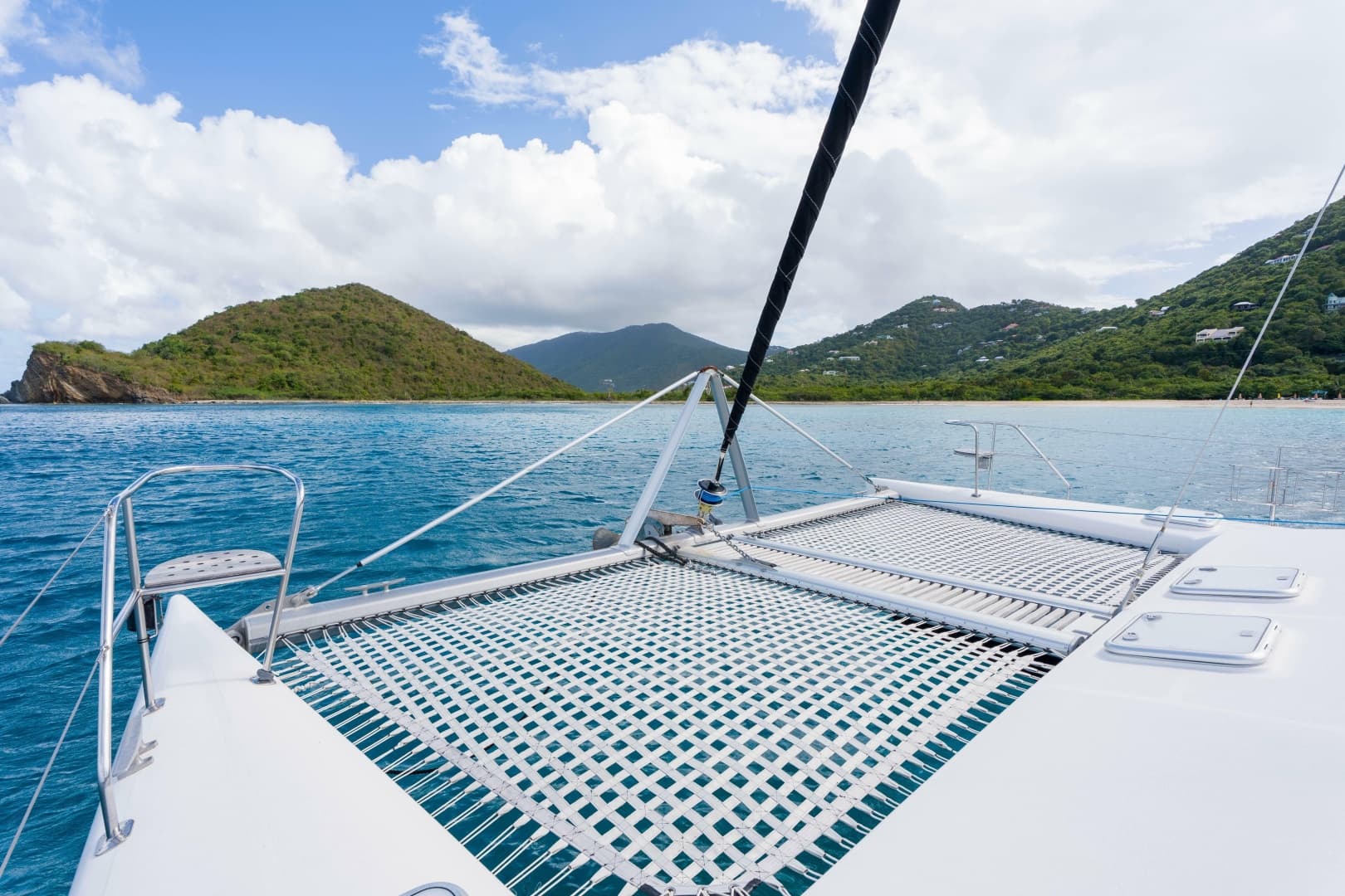 2011 Voyage Yachts 520