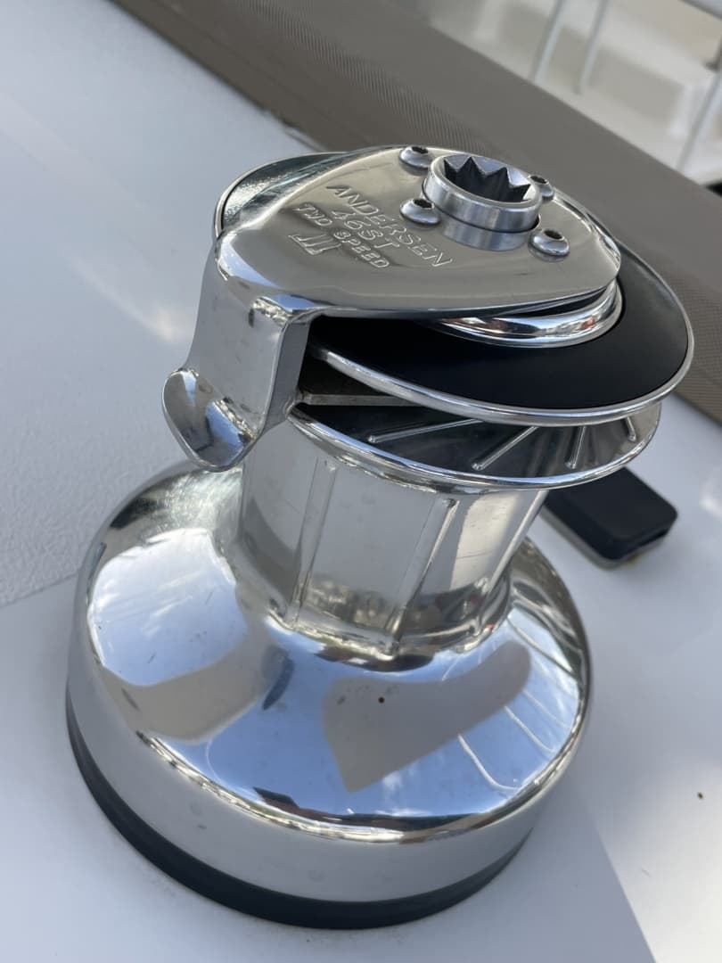 2011 Voyage Yachts 520