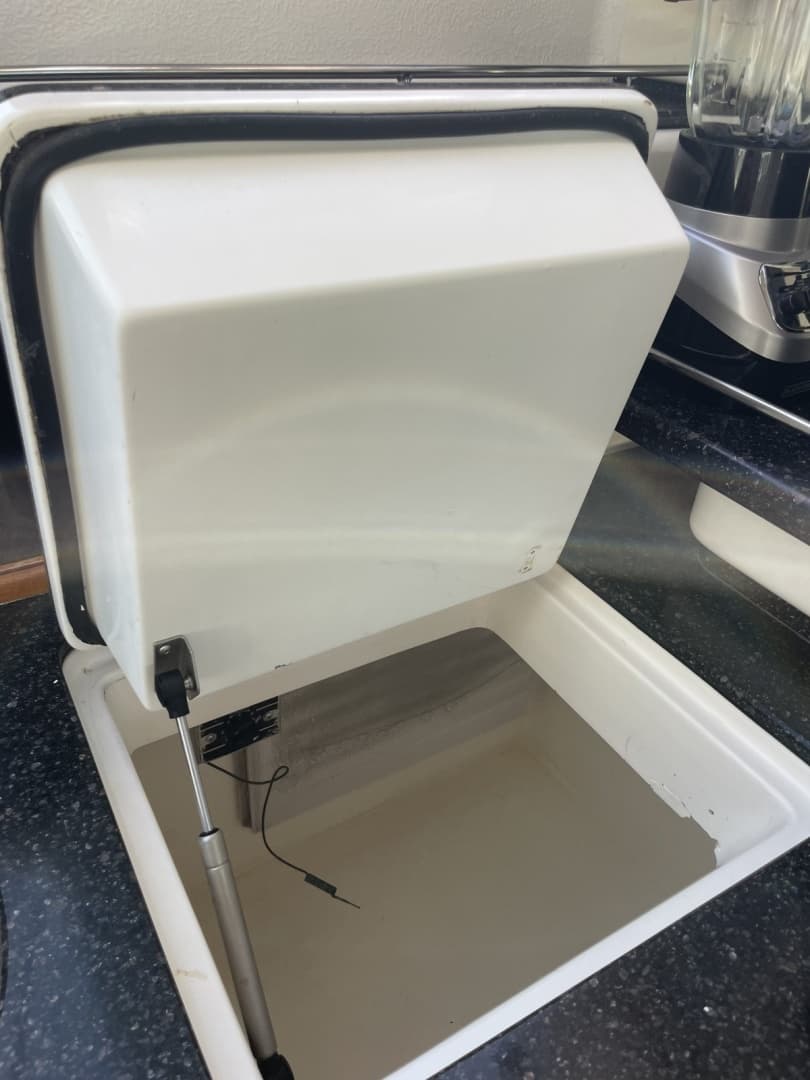 2011 Voyage Yachts 520