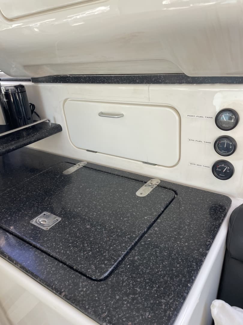 2011 Voyage Yachts 520