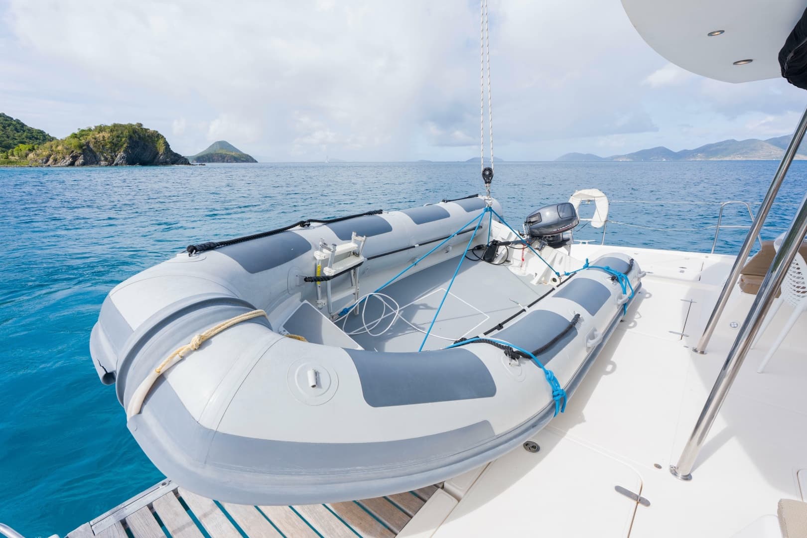 2011 Voyage Yachts 520