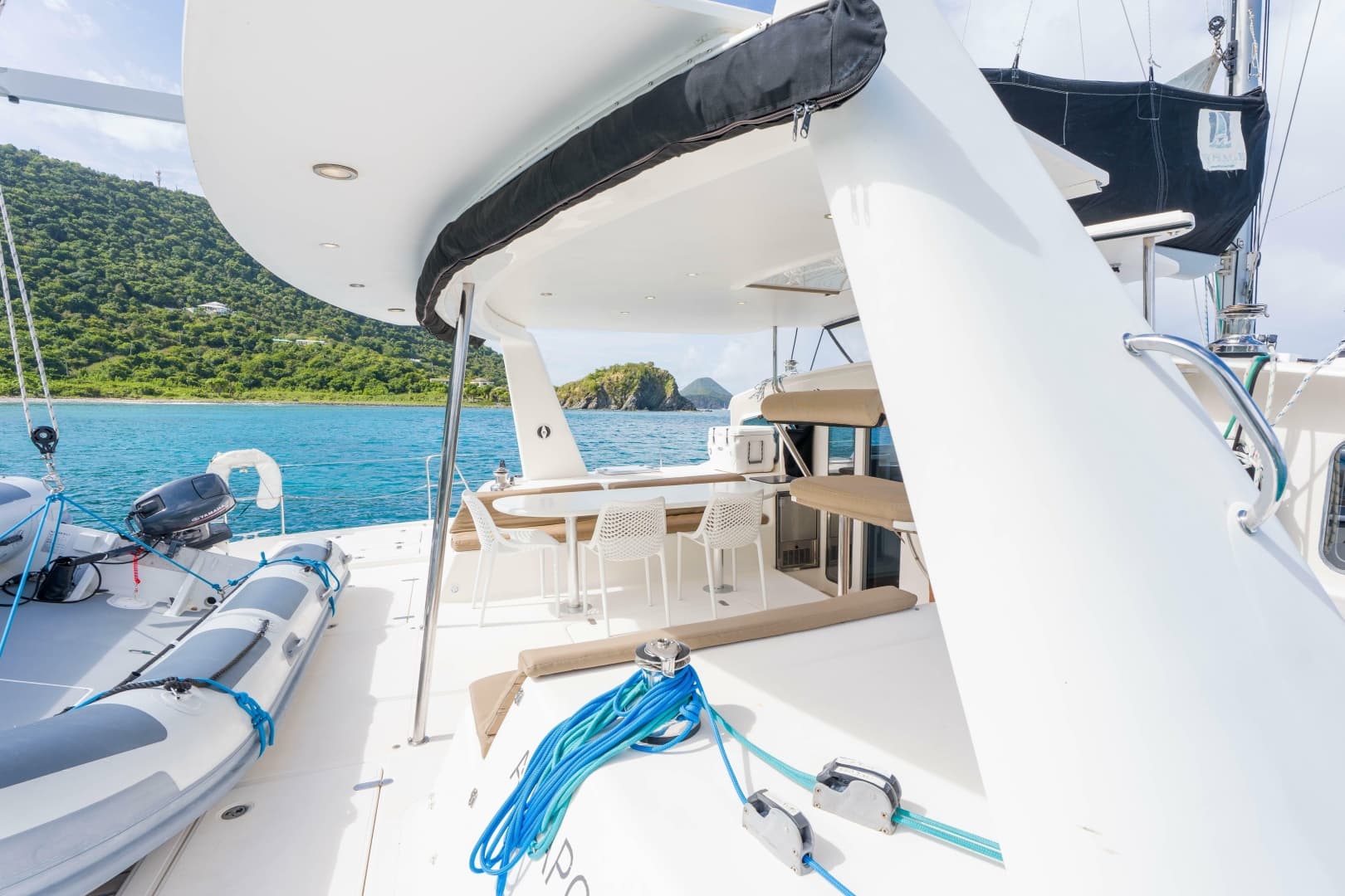 2011 Voyage Yachts 520