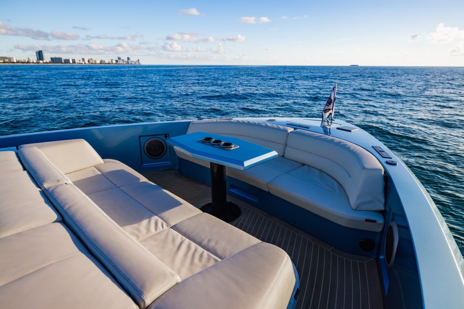 2019 Vanquish Yachts VQ58