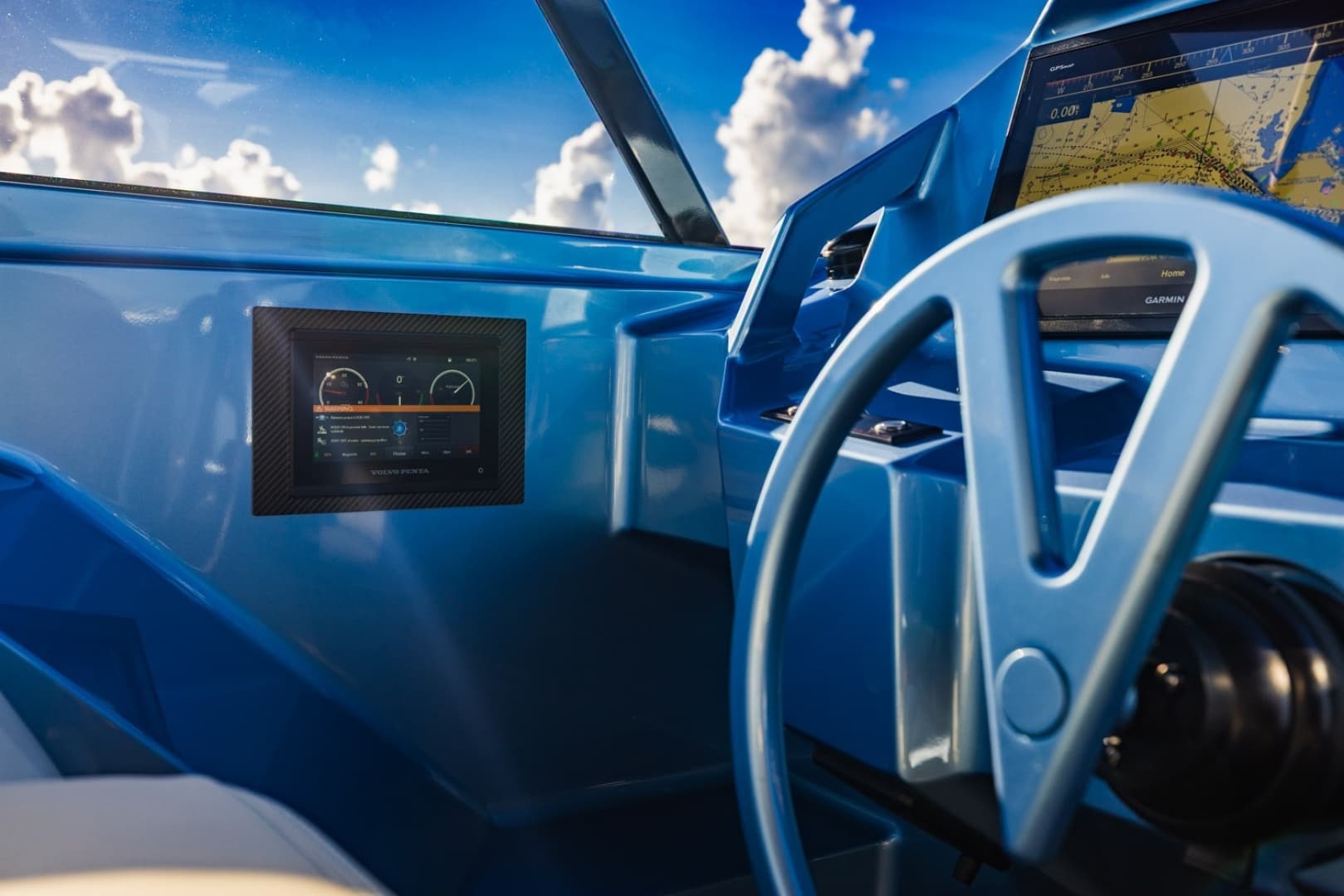 2019 Vanquish Yachts VQ58